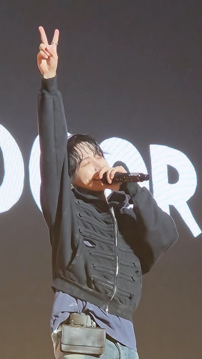 Recent activity shot of Leehan (BOYNEXTDOOR)