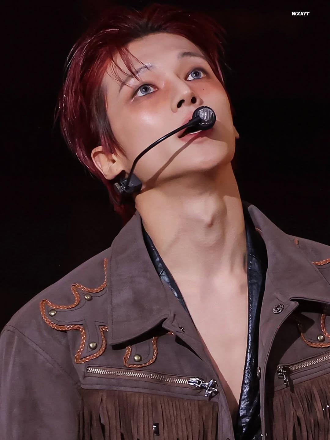 友榮 (ATEEZ)的最新照片