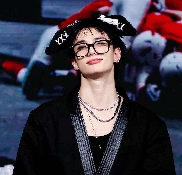 A moment captured by Hyunjin (Stray Kids)'s fan