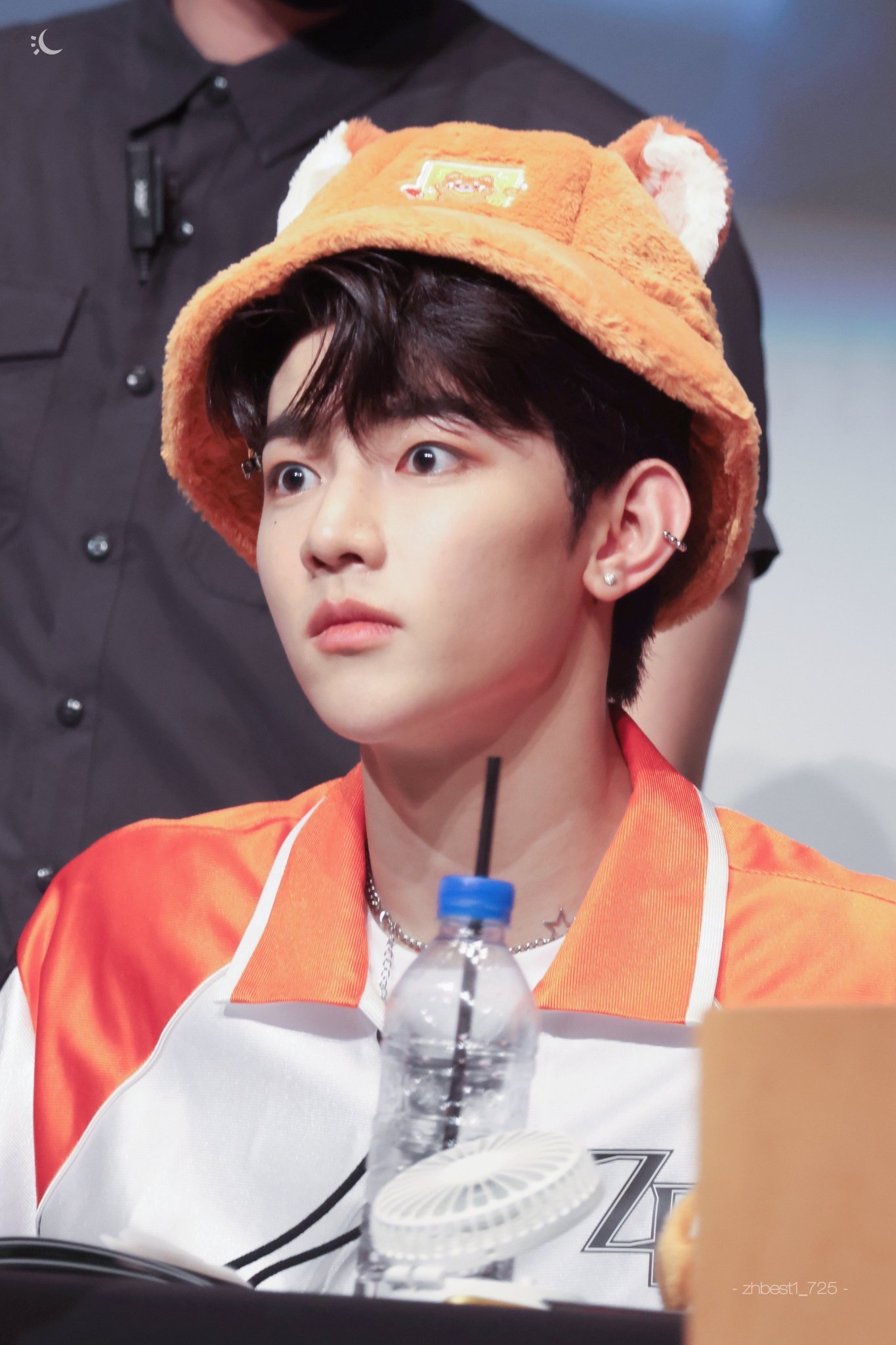 Behind-the-scenes cut of Zhang Hao (ZEROBASEONE)