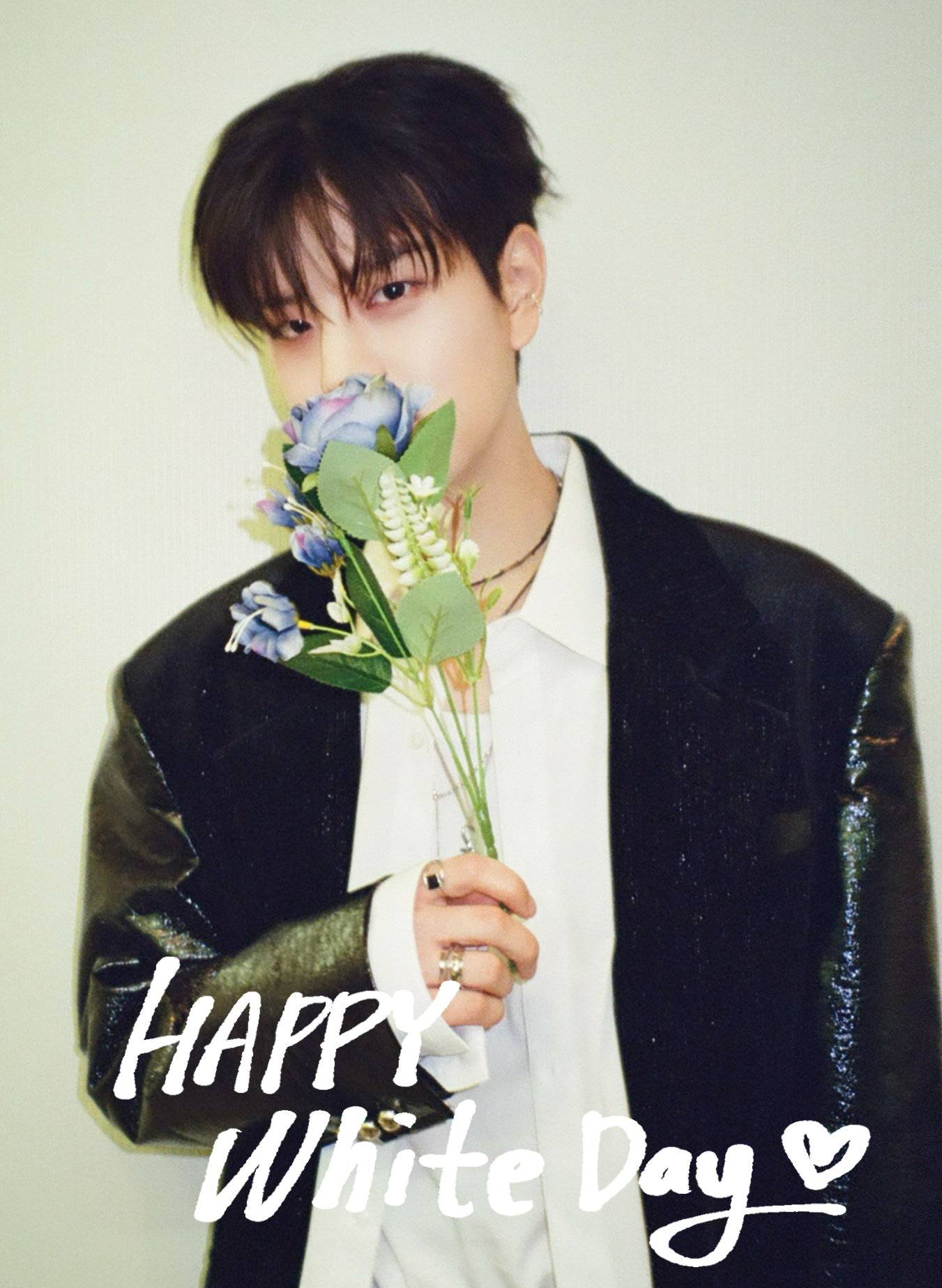 Behind-the-scenes cut of Seungmin (Stray Kids)