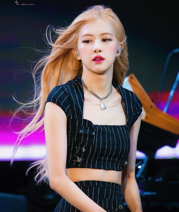 로제 (BLACKPINK) 최근 활동샷