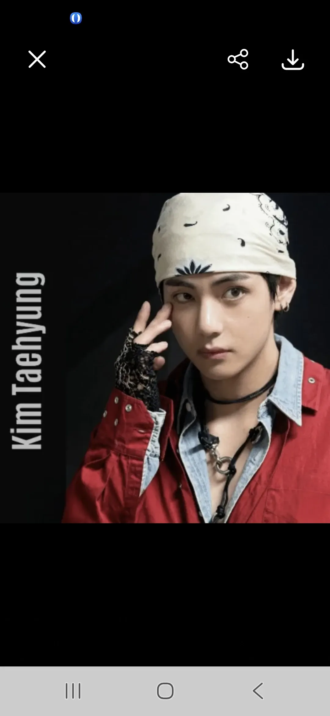 Today's most popular wallpaper in the V (防弹少年团) community