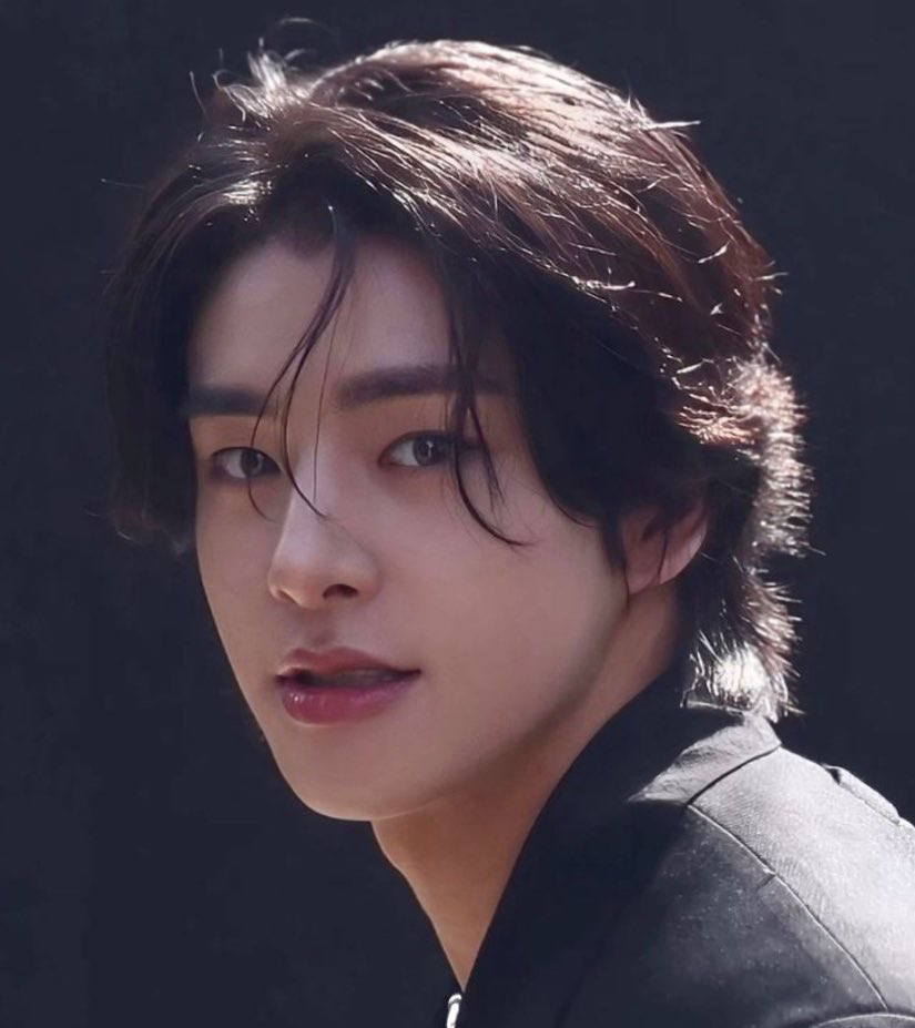 A moment captured by Jake (ENHYPEN)'s fan