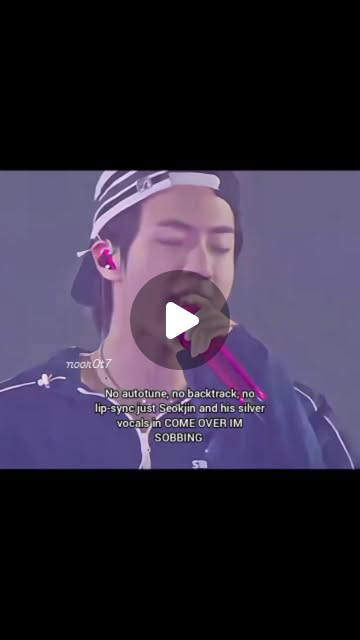 Momen yang diabadikan oleh penggemar Jin (BTS)