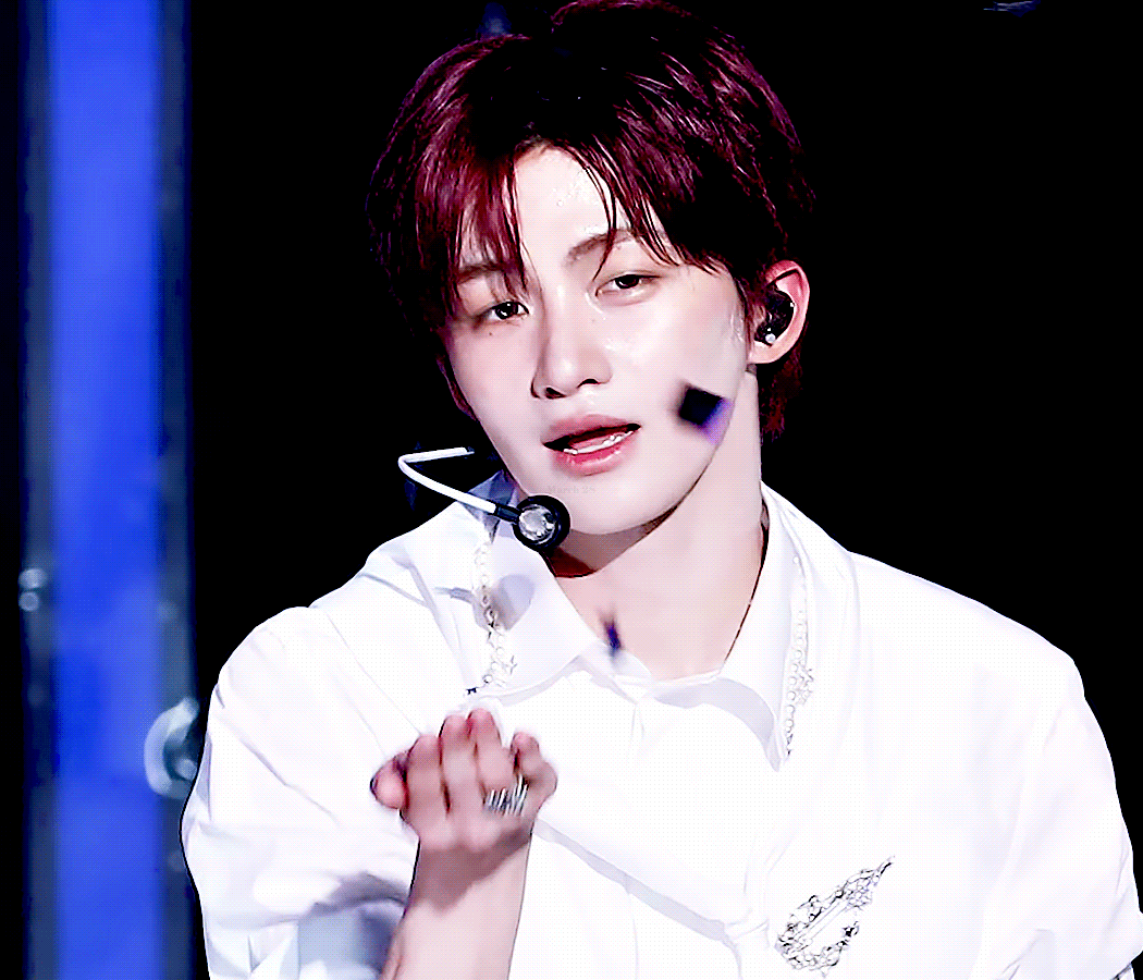 A moment captured by Jihoon (TWS)'s fan