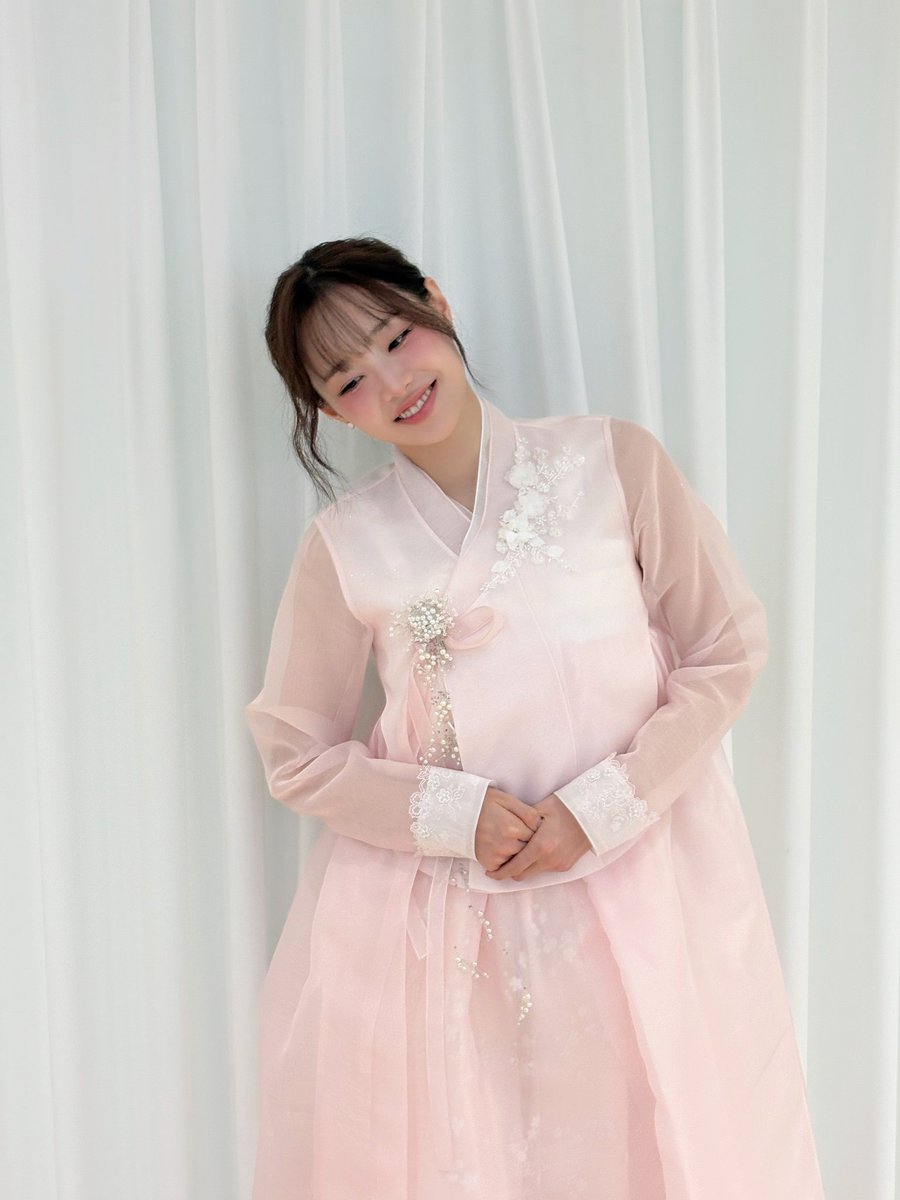 Recent activity shot of Chuu