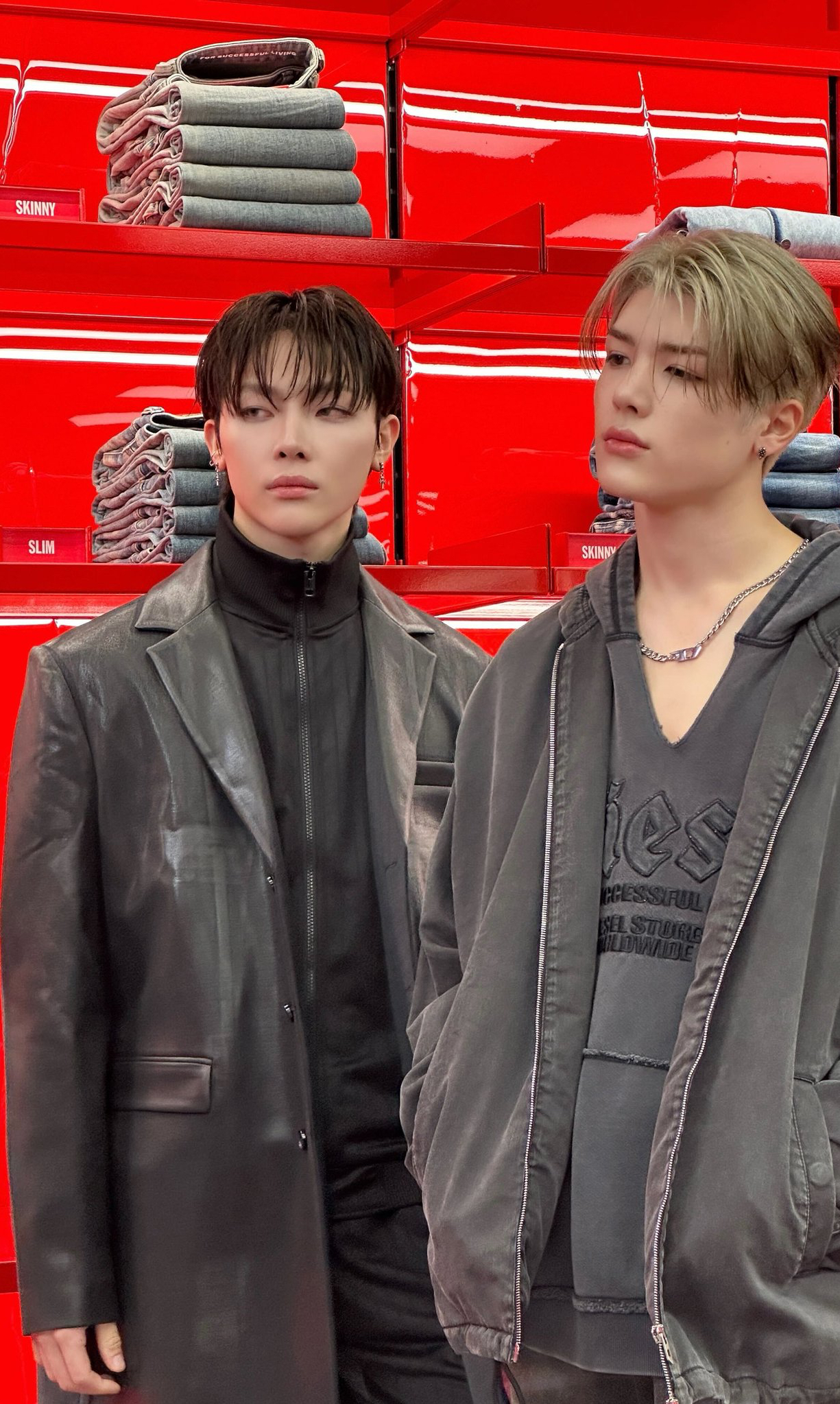 A moment captured by Nicholas (&TEAM)'s fan