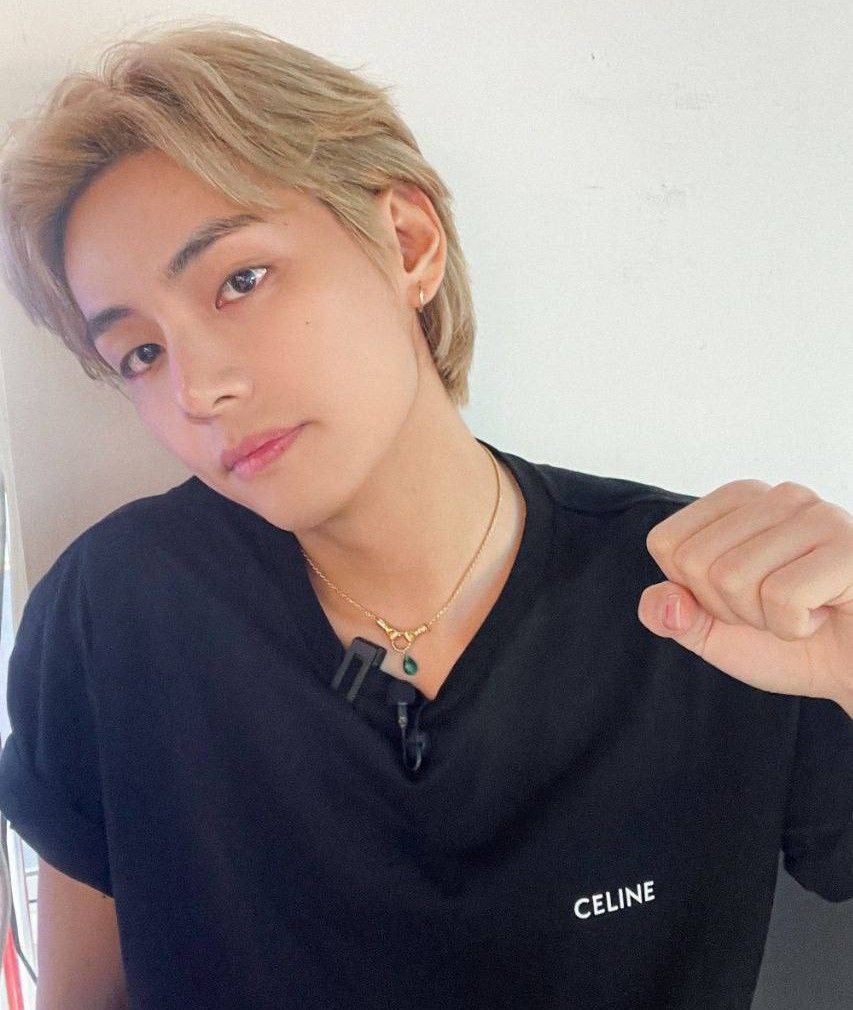 Recent activity shot of V (BTS)