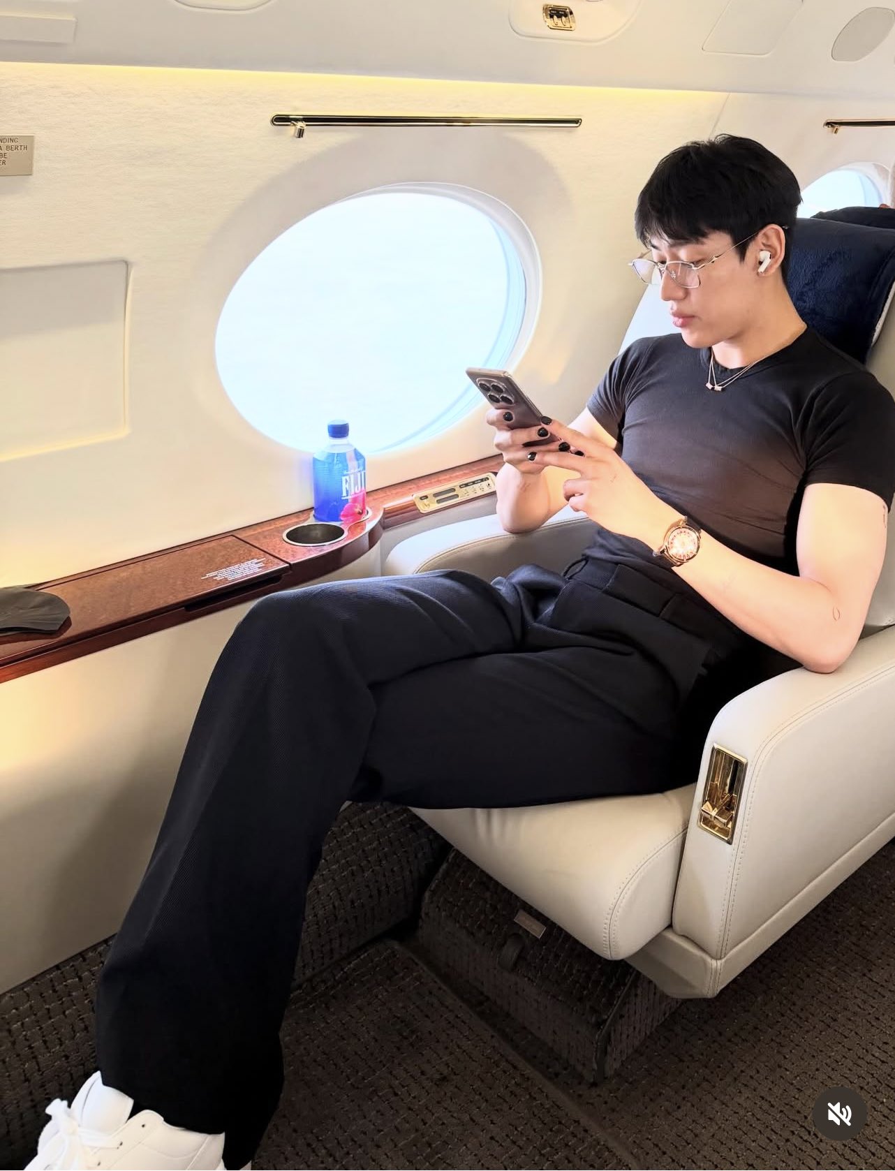 Latest photo of Bambam (GOT7)