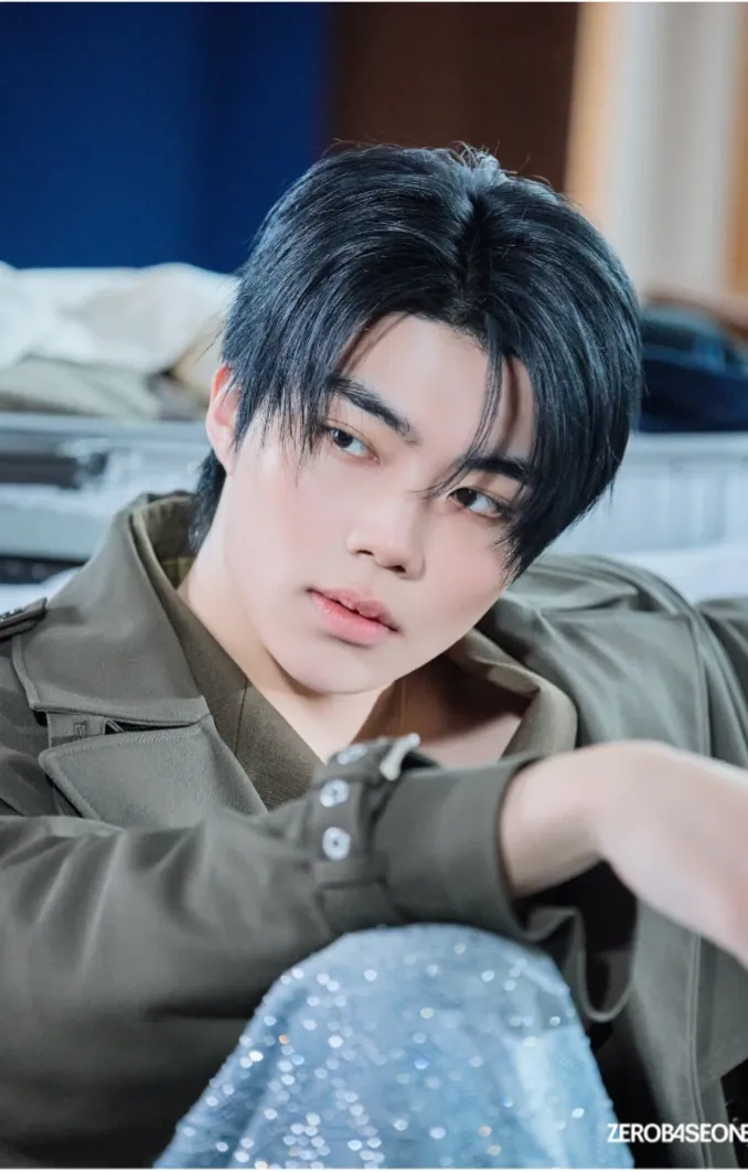 Behind-the-scenes cut of Park Gunwook (ZEROBASEONE)