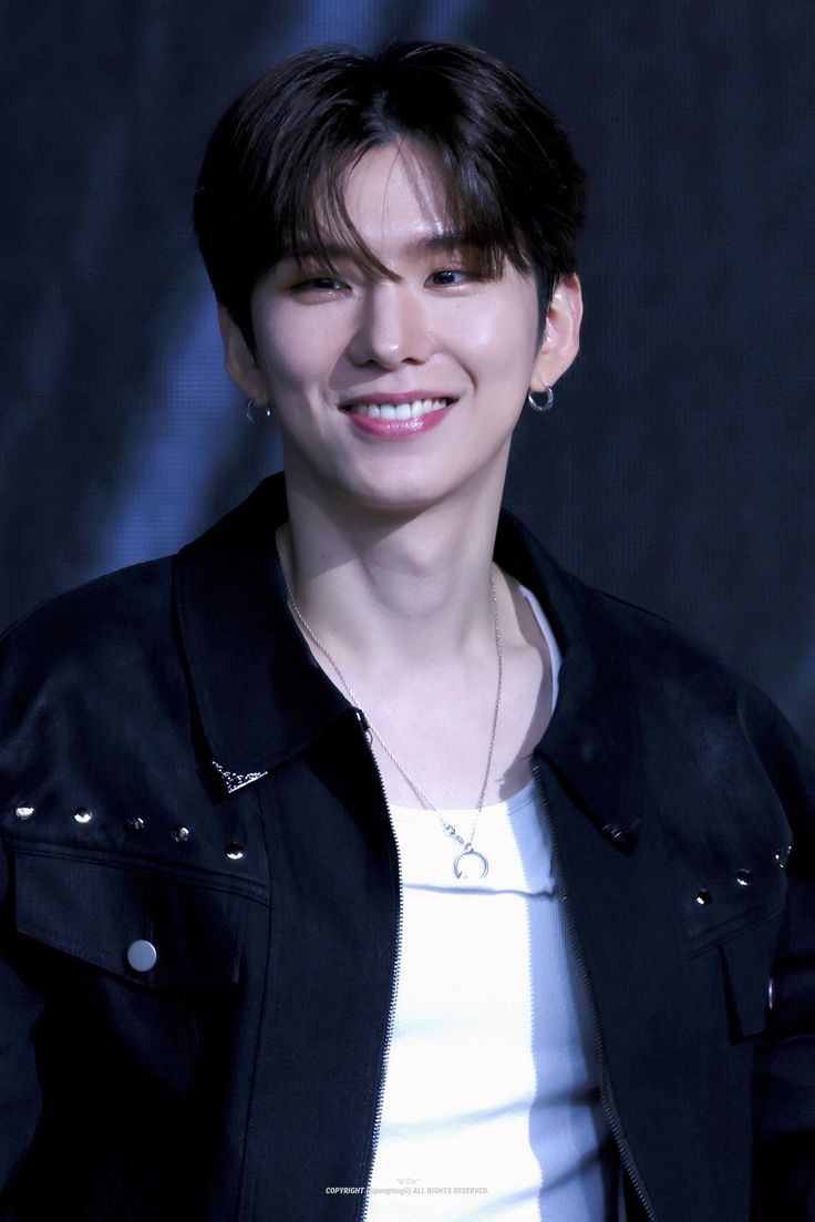 기현 (몬스타엑스)의 비하인드 컷