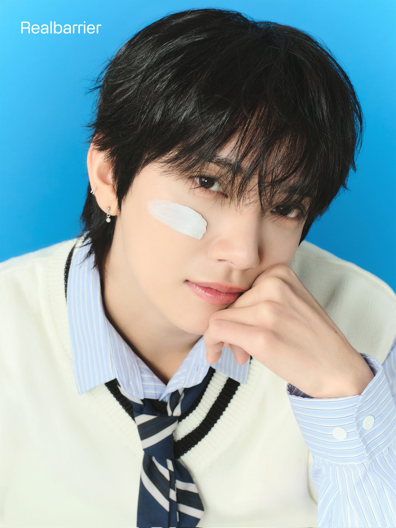 Recent activity shot of Joshua (SEVENTEEN)