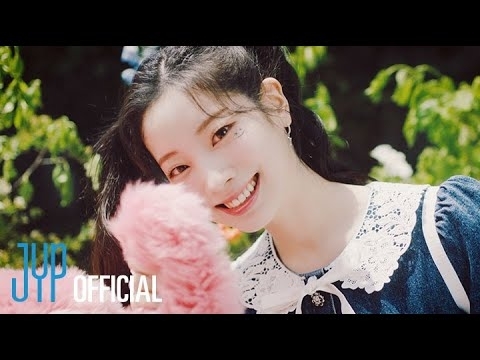 Momen yang diabadikan oleh penggemar Dahyun (TWICE)