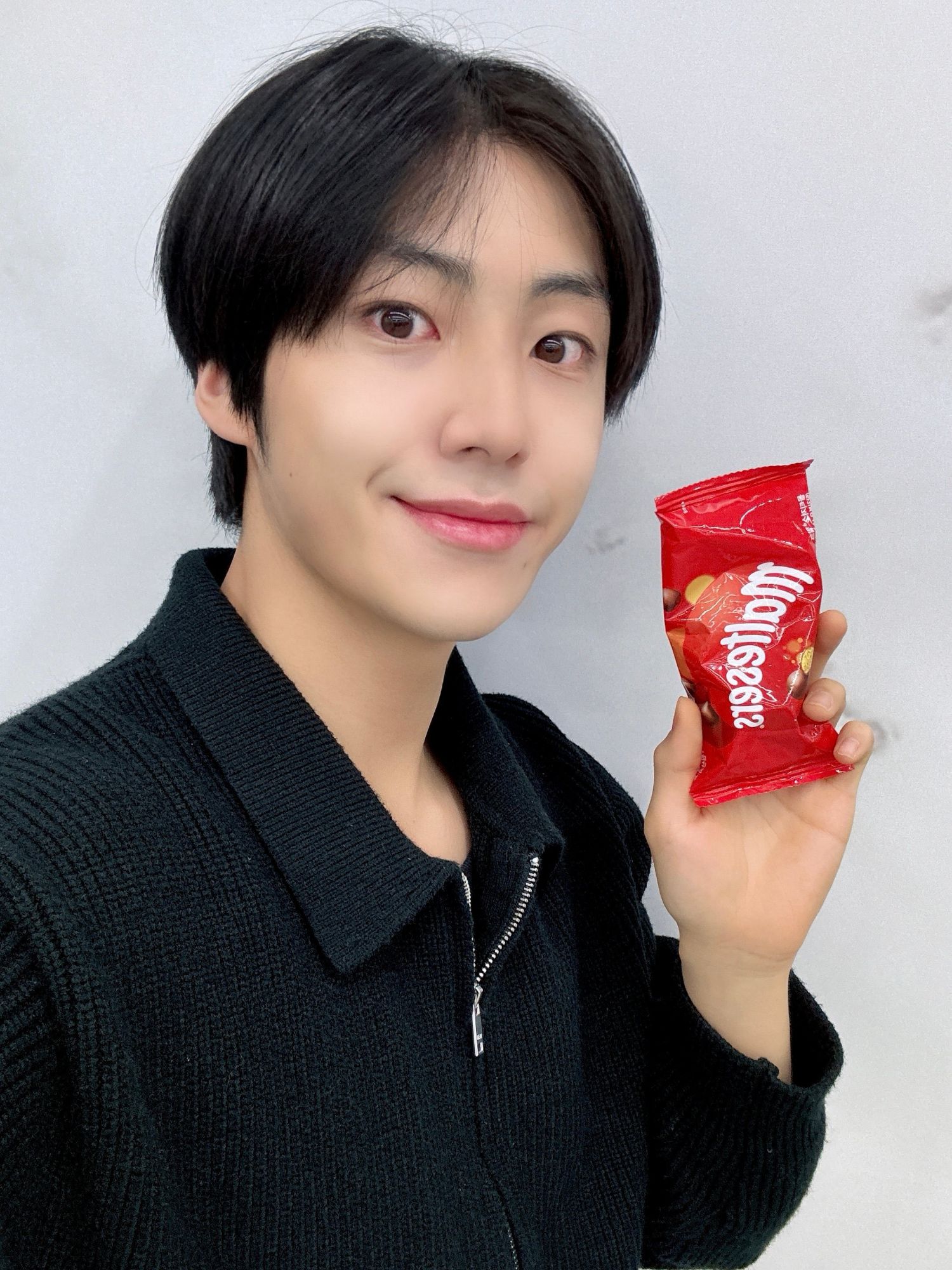 Behind-the-scenes cut of Lee Eunsang (YOUNITE)