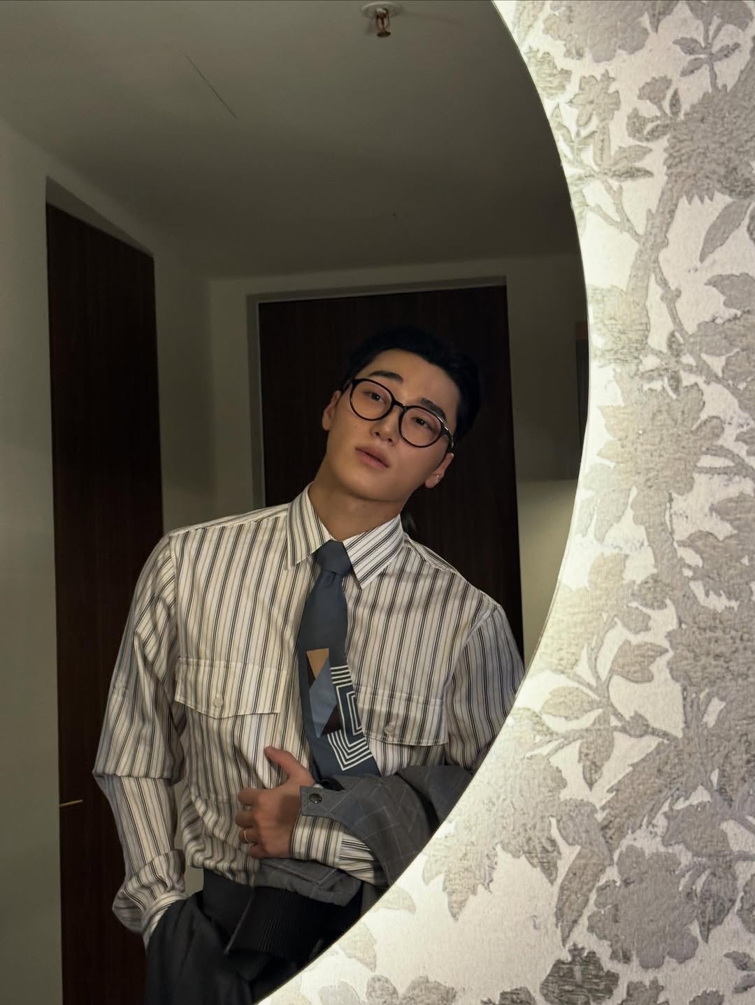 Behind-the-scenes cut of San (ATEEZ)