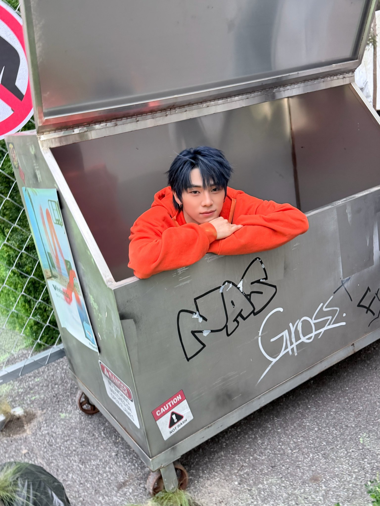 Behind-the-scenes cut of So Geon (NEXZ)