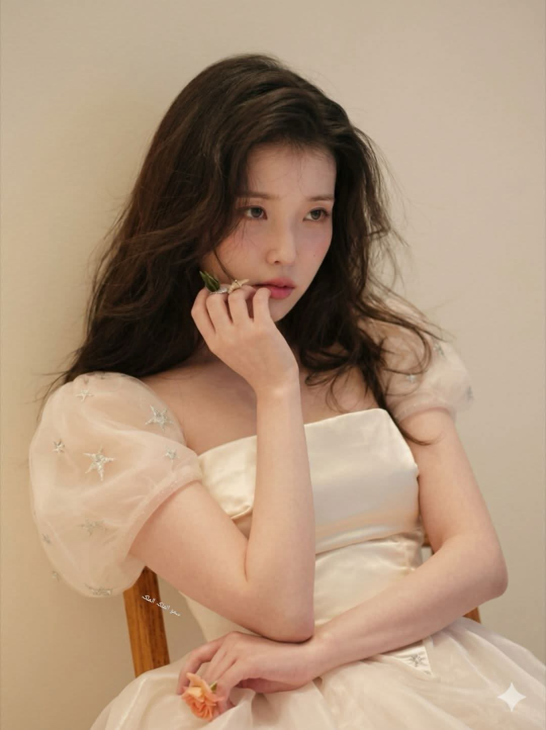 Potret di balik layar IU