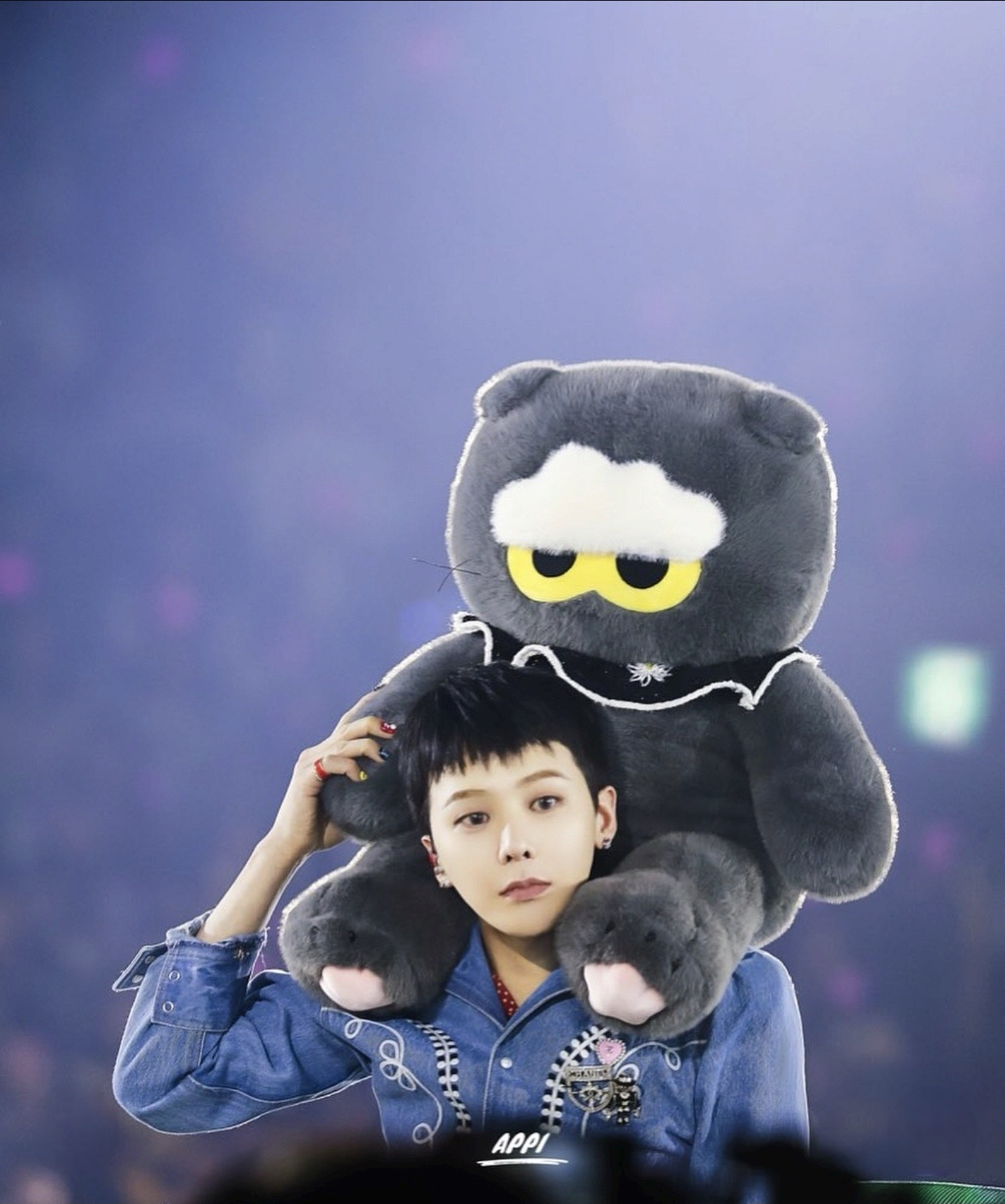 Behind-the-scenes cut of G-DRAGON (BIGBANG)