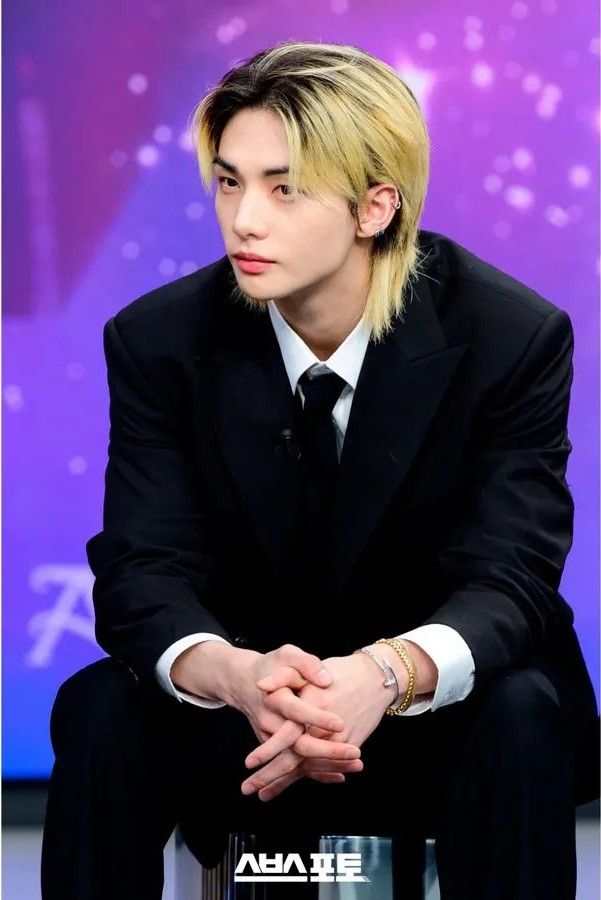 Recent activity shot of Hyunjin (Stray Kids)