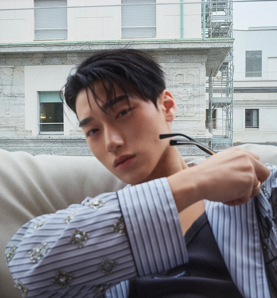 Behind-the-scenes cut of San (ATEEZ)