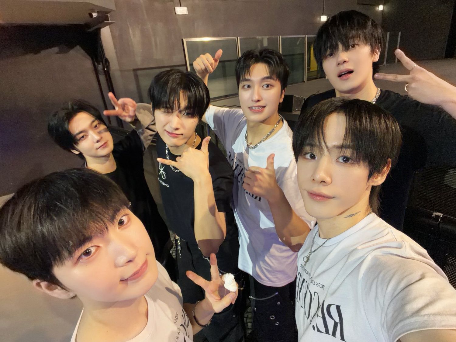 Behind-the-scenes cut of OMEGA X