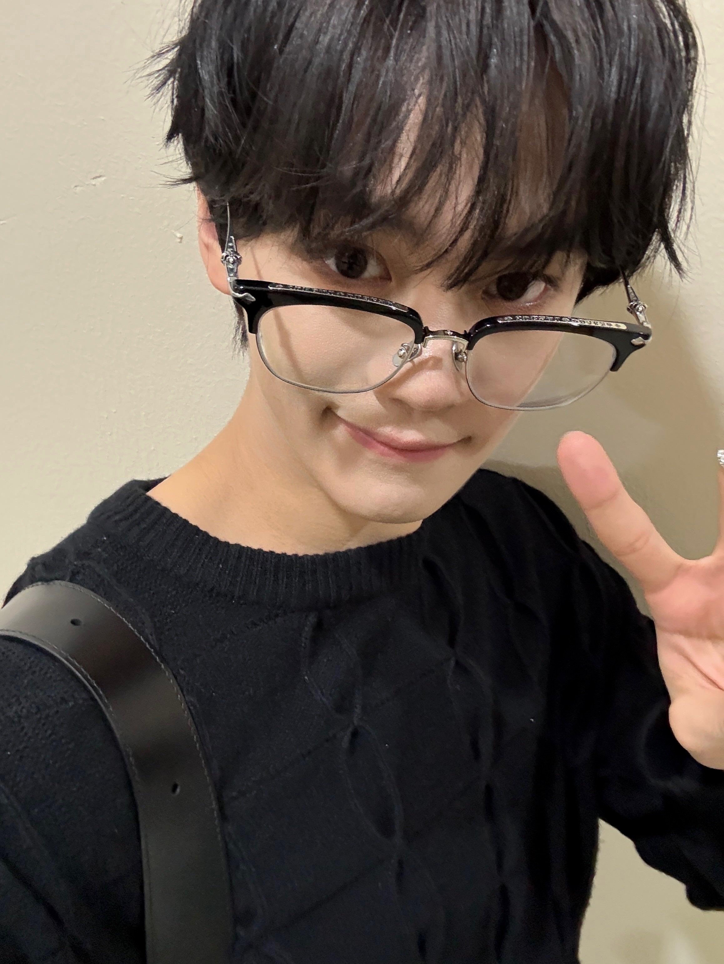 A moment captured by Kim Gyuvin (AND2BLE)'s fan