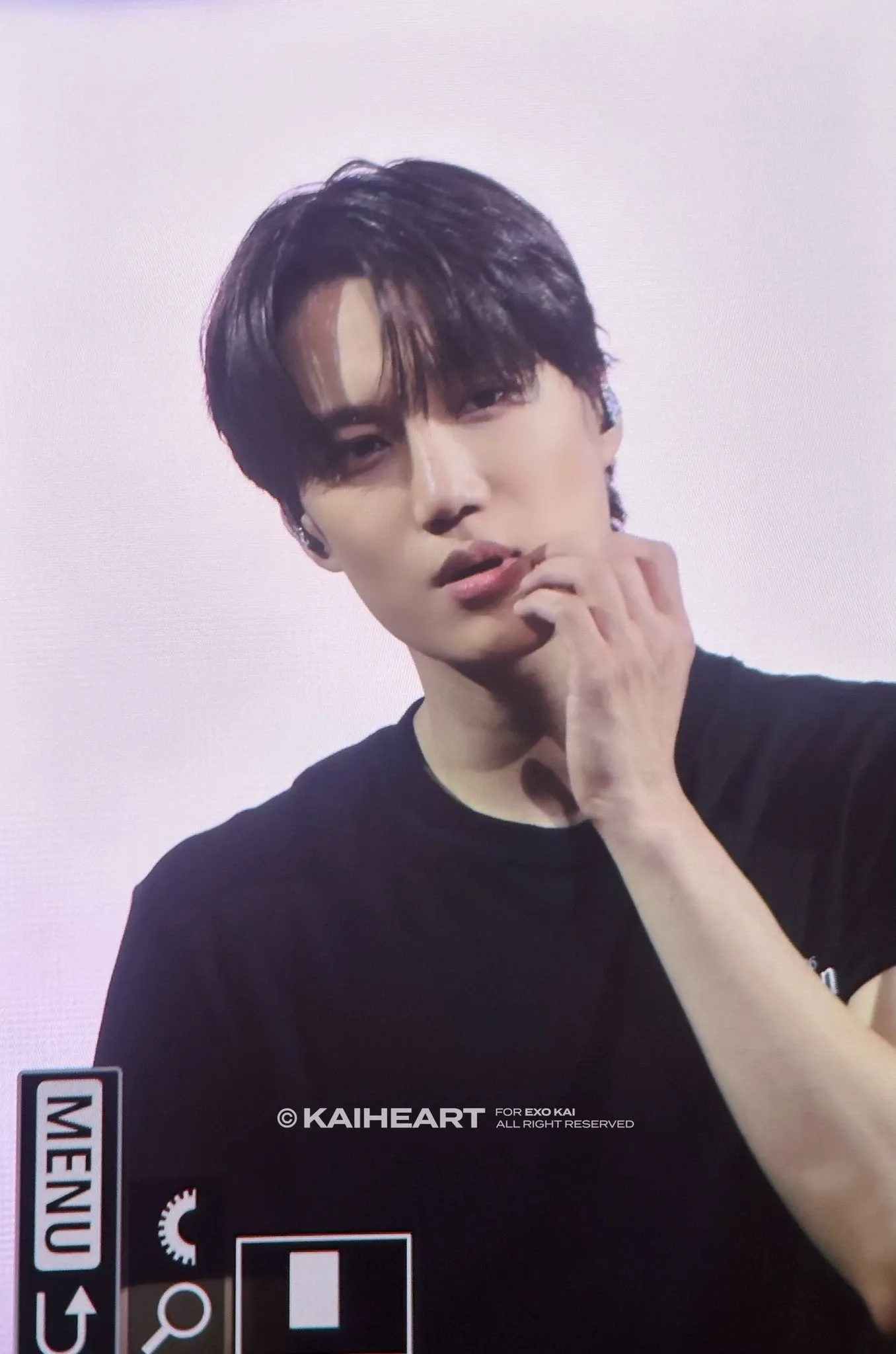 Behind-the-scenes cut of Kai (EXO)