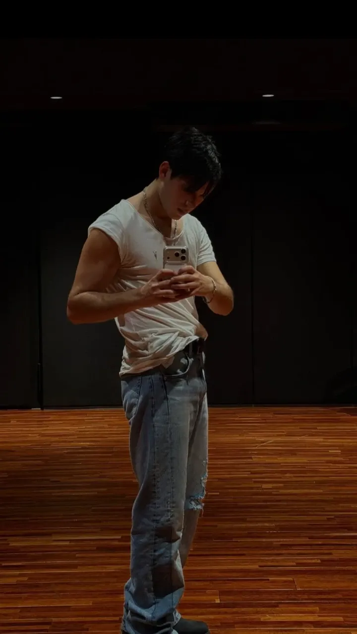 Fan-made special wallpaper for Alejandro (SANTOS BRAVOS)