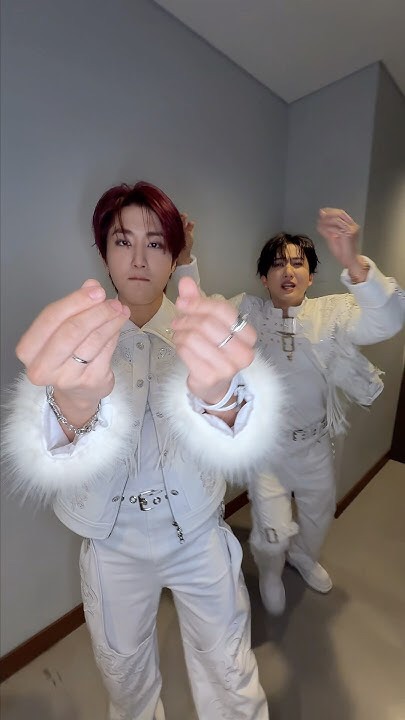 Today's most popular wallpaper in the Stray Kids community