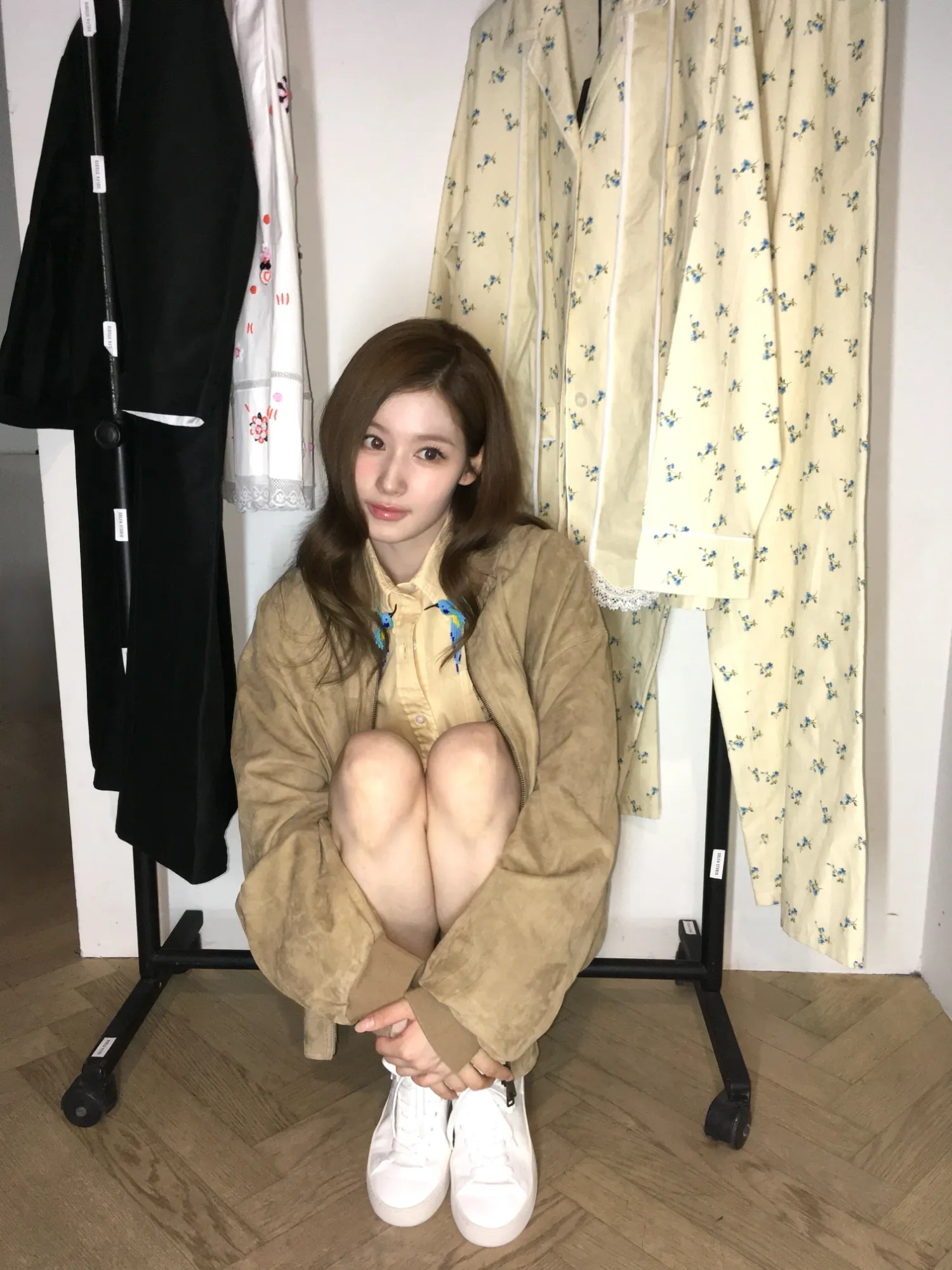 Momen yang diabadikan oleh penggemar Sana (TWICE)