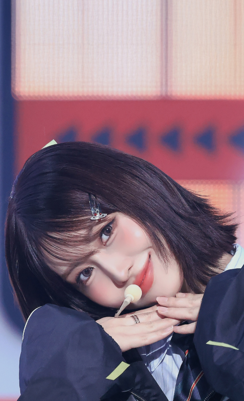 モモ (TWICE)の舞台裏ショット