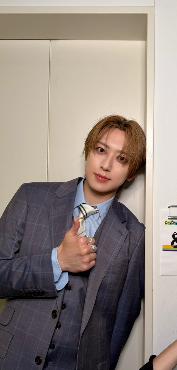 Recent activity shot of Fuma (&TEAM)