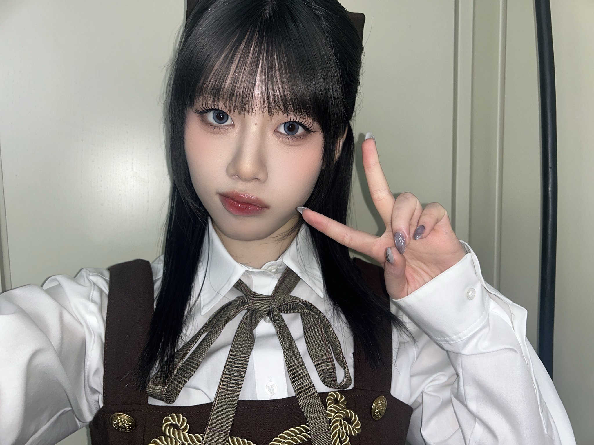 타카미 아야네 (ME:I)의 비하인드 컷