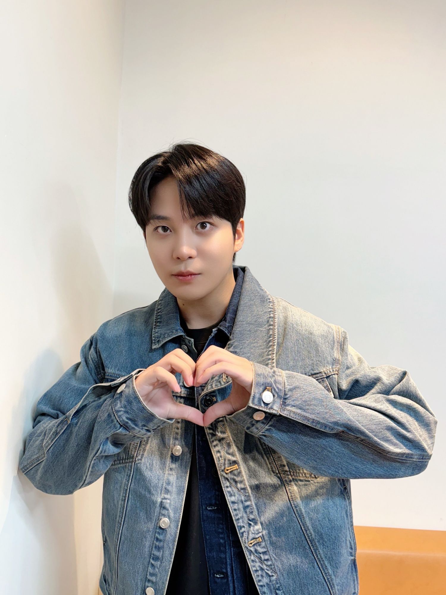 鍾浩 (ATEEZ)的幕後花絮