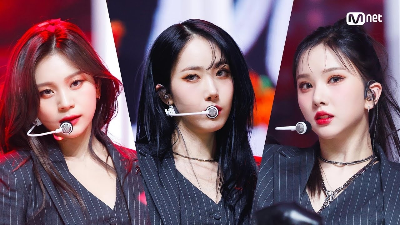 Behind-the-scenes cut of VIVIZ