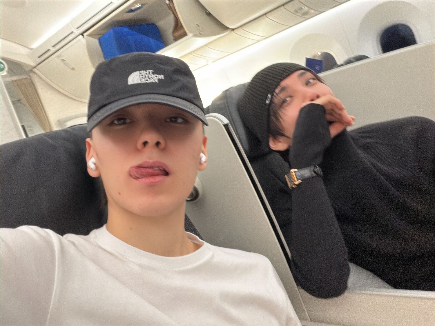 Latest photo of Joshua (SEVENTEEN)