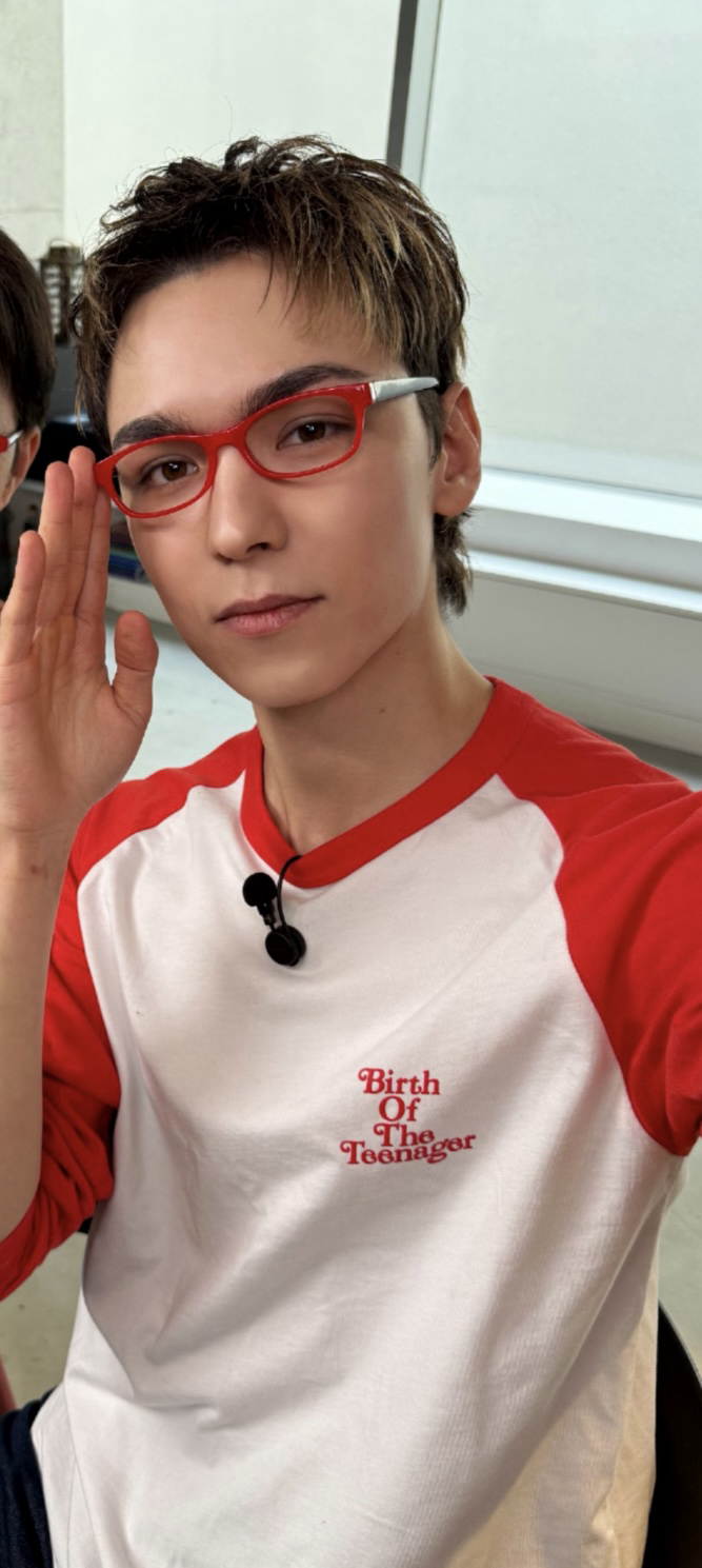 Recent activity shot of Vernon (SEVENTEEN)