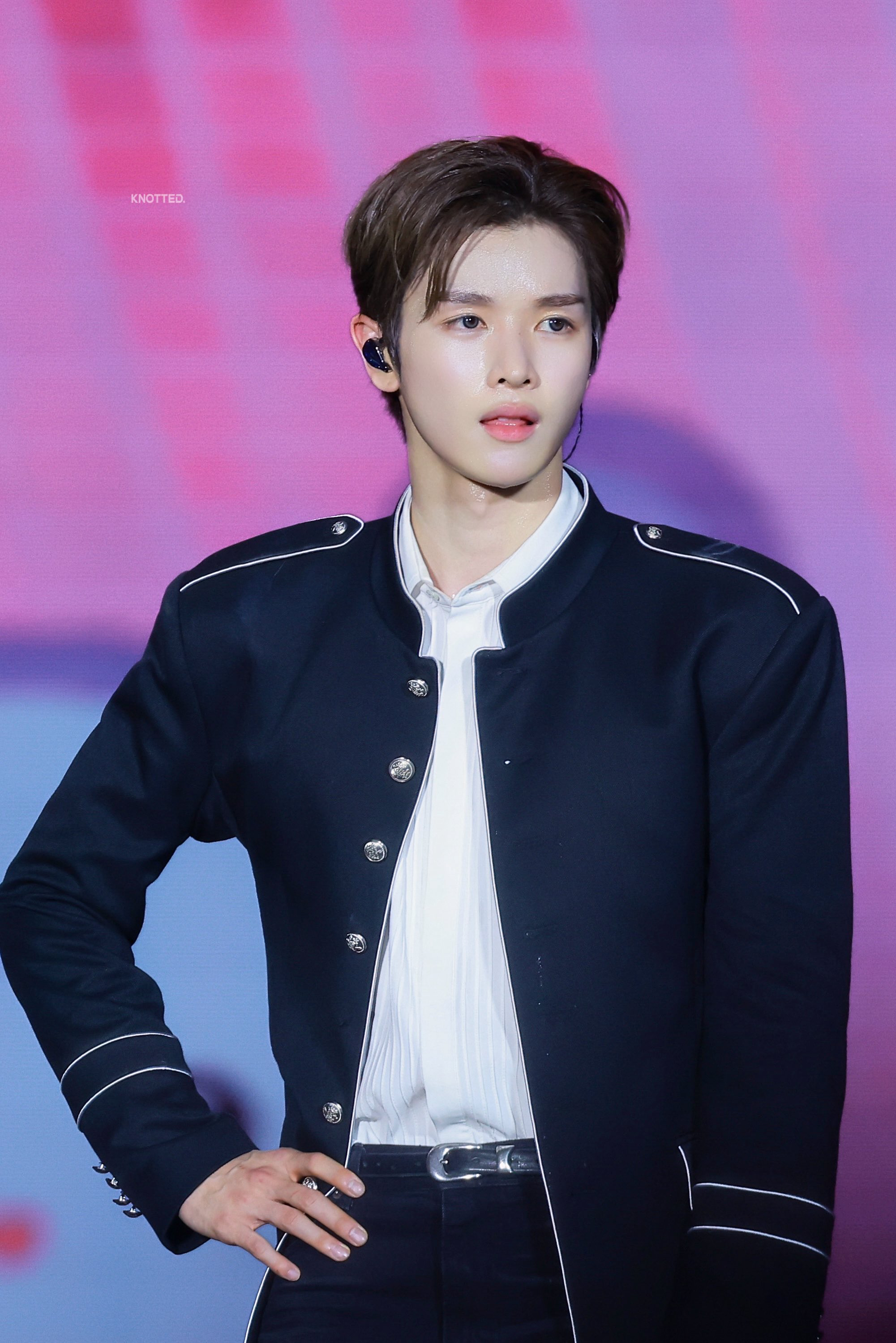 Latest photo of Sungchan (RIIZE)