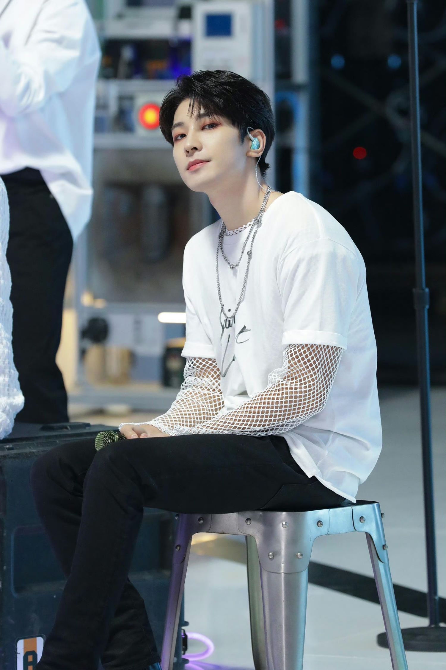 Behind-the-scenes cut of Wonwoo (SEVENTEEN)