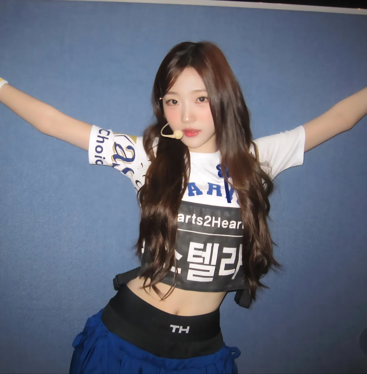 Behind-the-scenes cut of Stella (Hearts2Hearts)