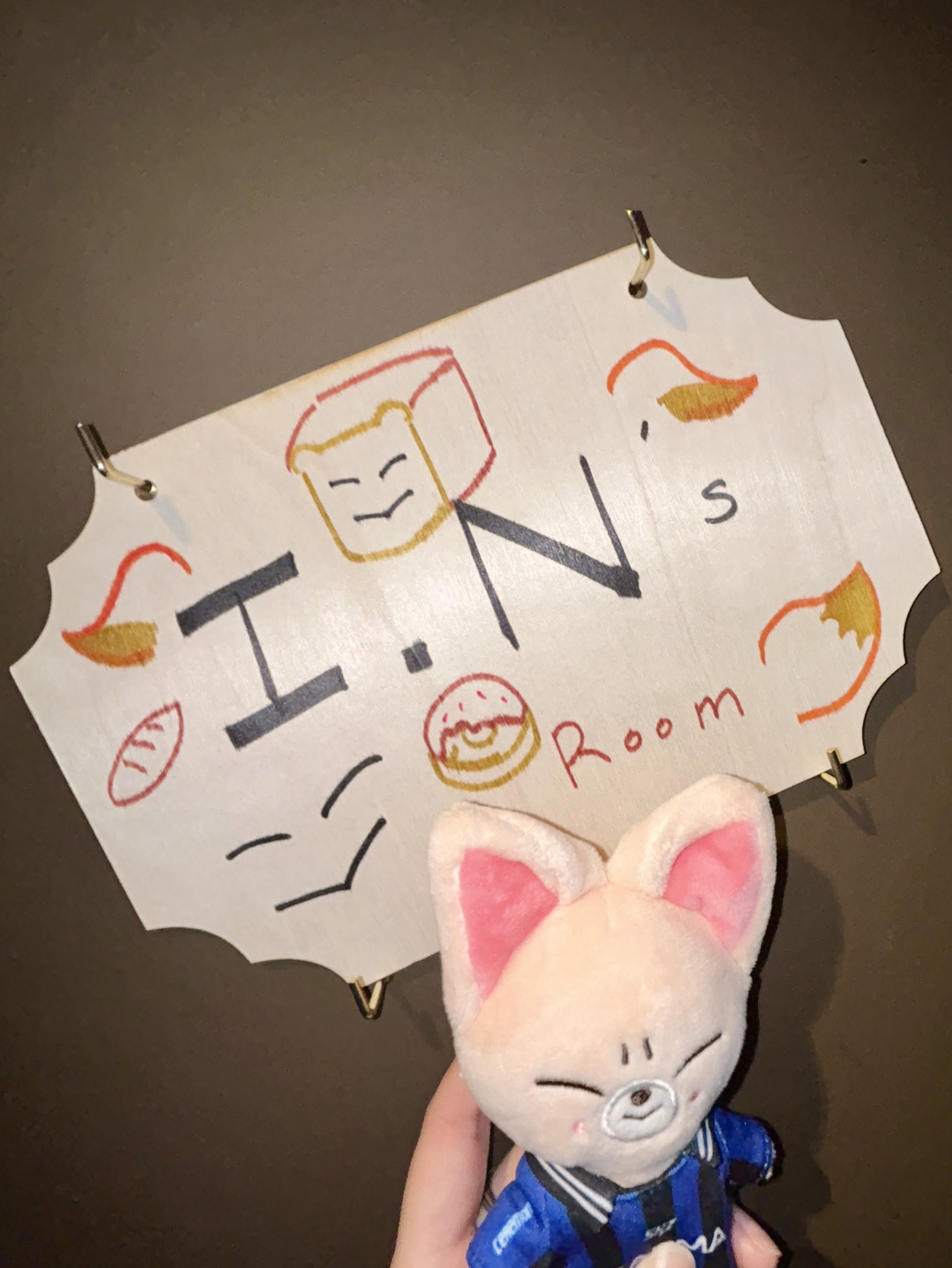 Behind-the-scenes cut of I.N (Stray Kids)