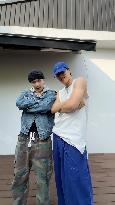 Today's most popular wallpaper in the EXO community