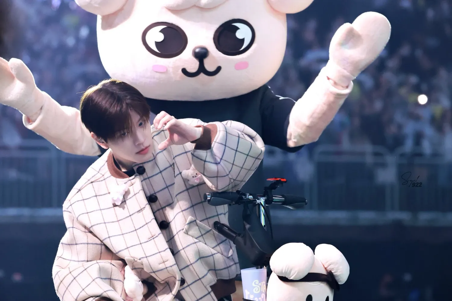 Latest photo of Seungmin (Stray Kids)