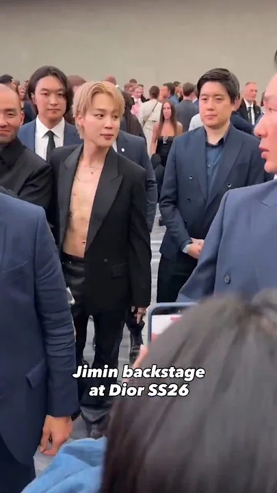 Today's most popular wallpaper in the Jimin (BTS) community