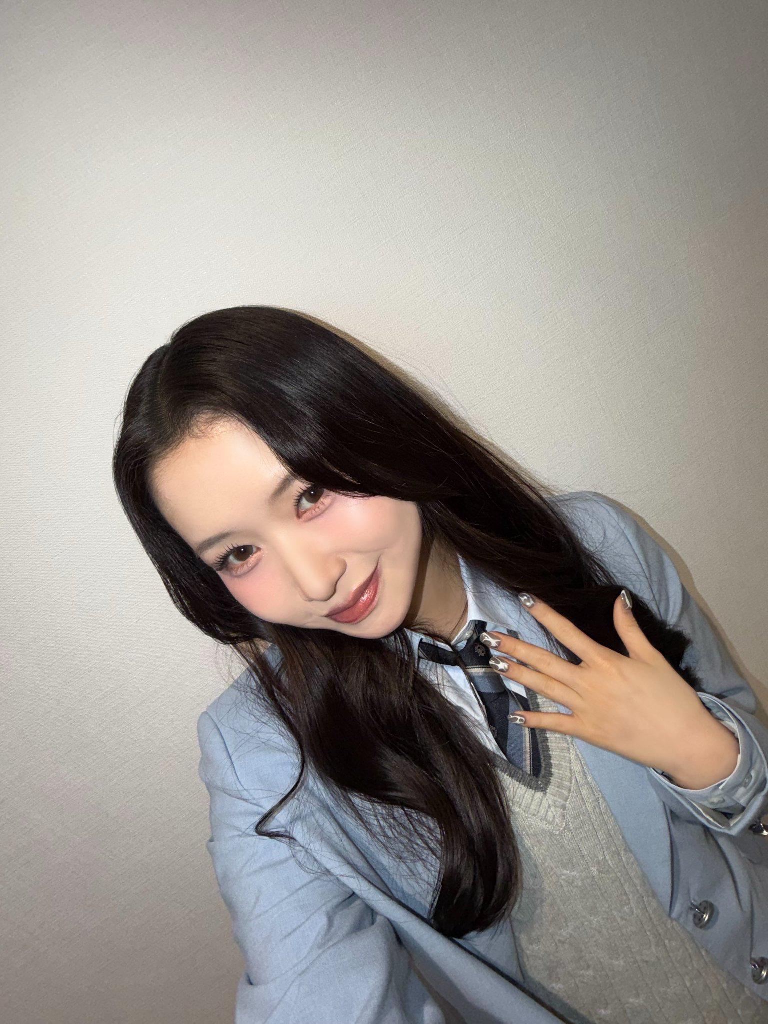 Latest photo of Kasahara Momona (ME:I)