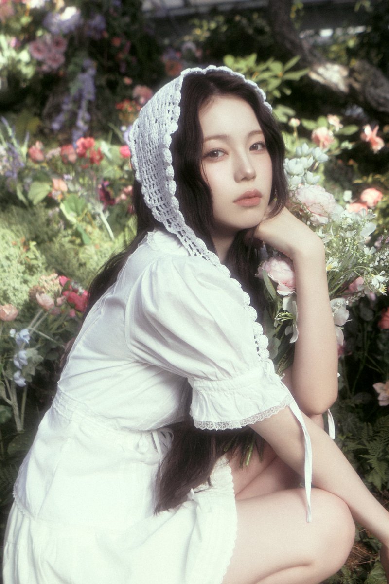 Latest photo of NiziU