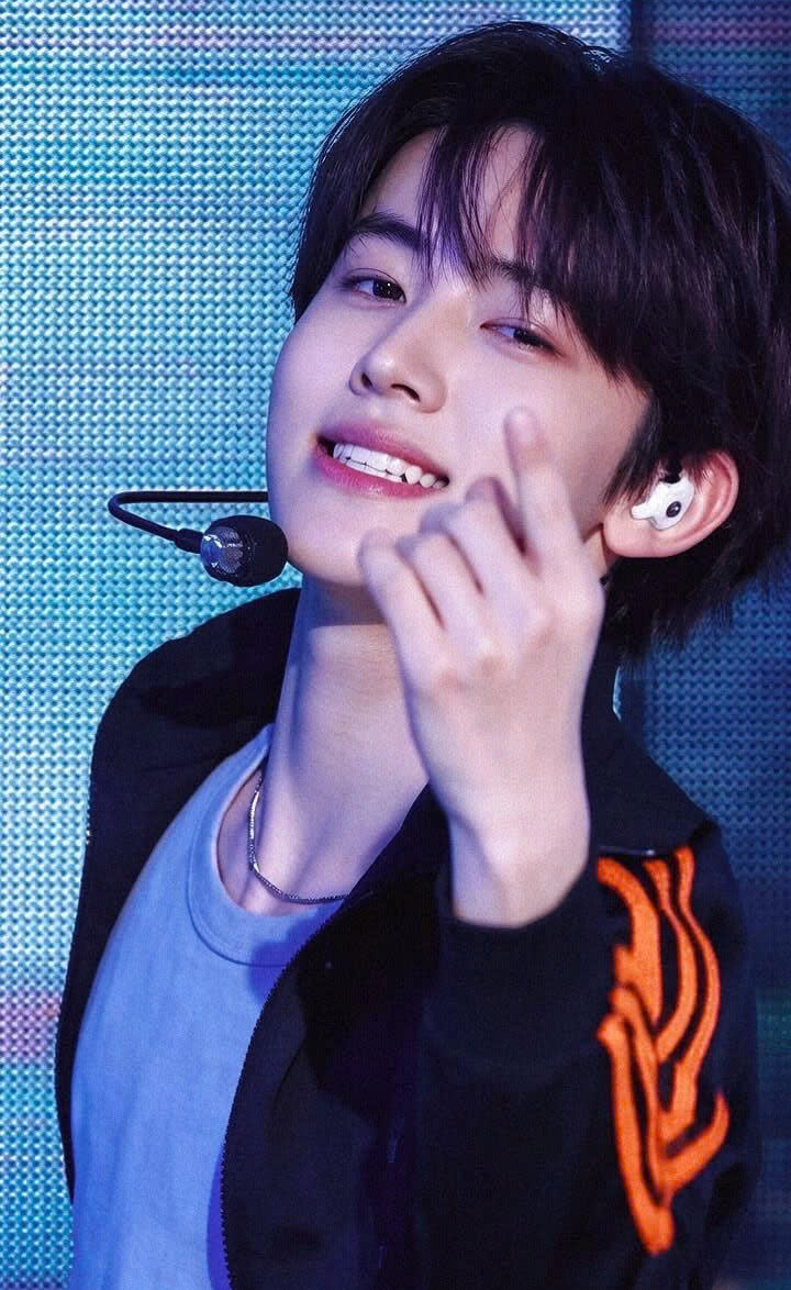 A moment captured by Seonghyeon (CORTIS)'s fan