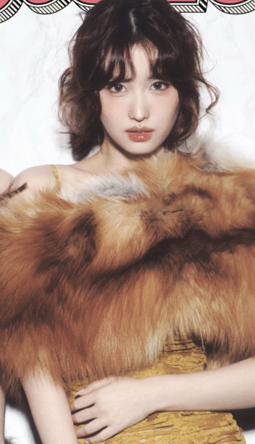 Foto aktivitas terbaru Momo (TWICE)