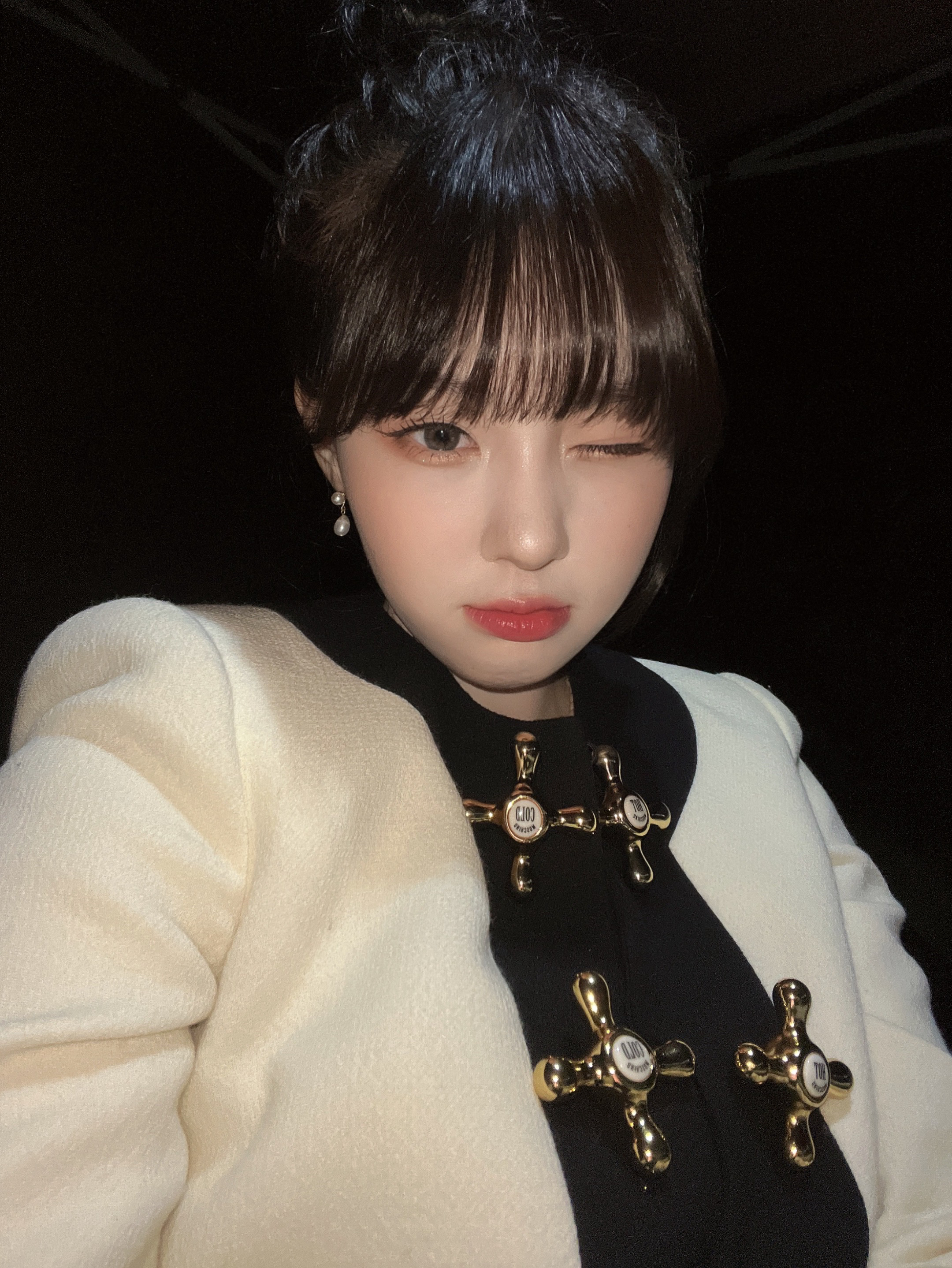 キム・チェヒョン (Kep1er)の舞台裏ショット